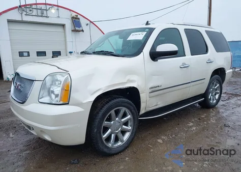 2011 GMC Yukon Denali z USA, uszkodzony, nr VIN 1GKS2EEF7BR360169